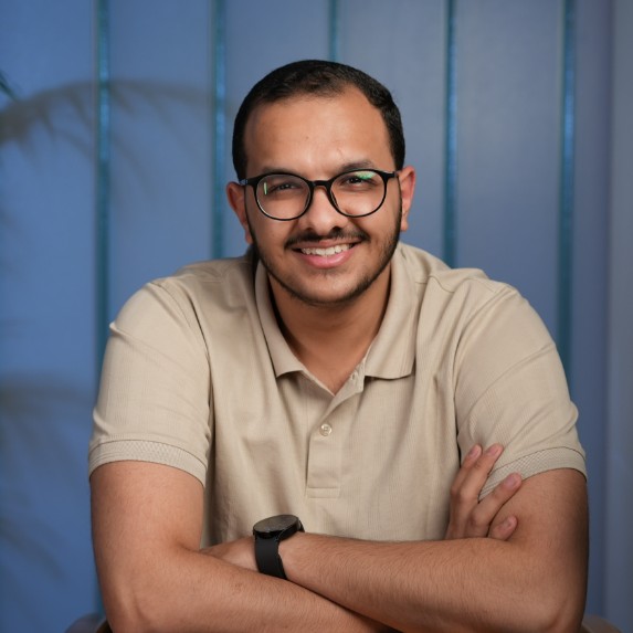 Portrait of Dr. Mohamed Maslooh